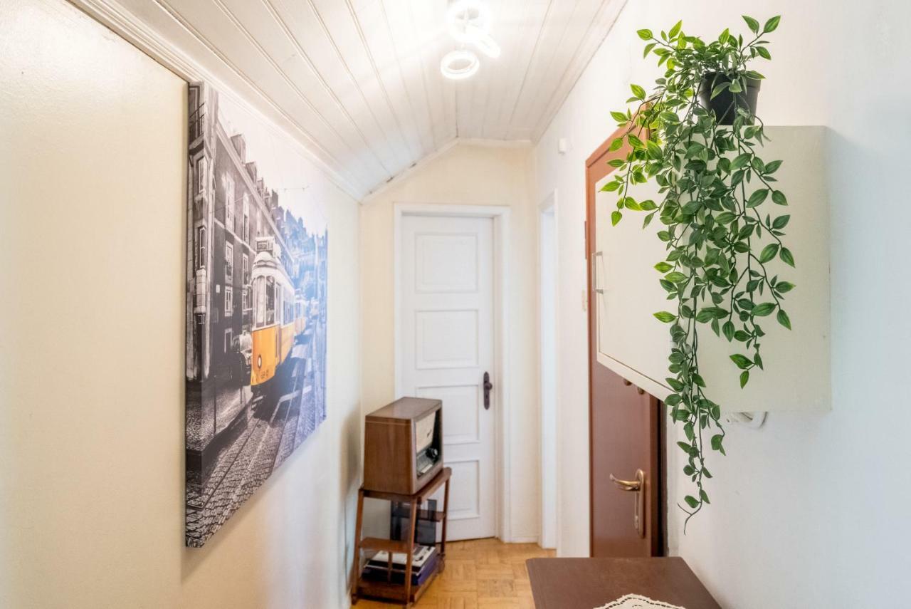 Cosy Apartment ลิสบอน ภายนอก รูปภาพ
