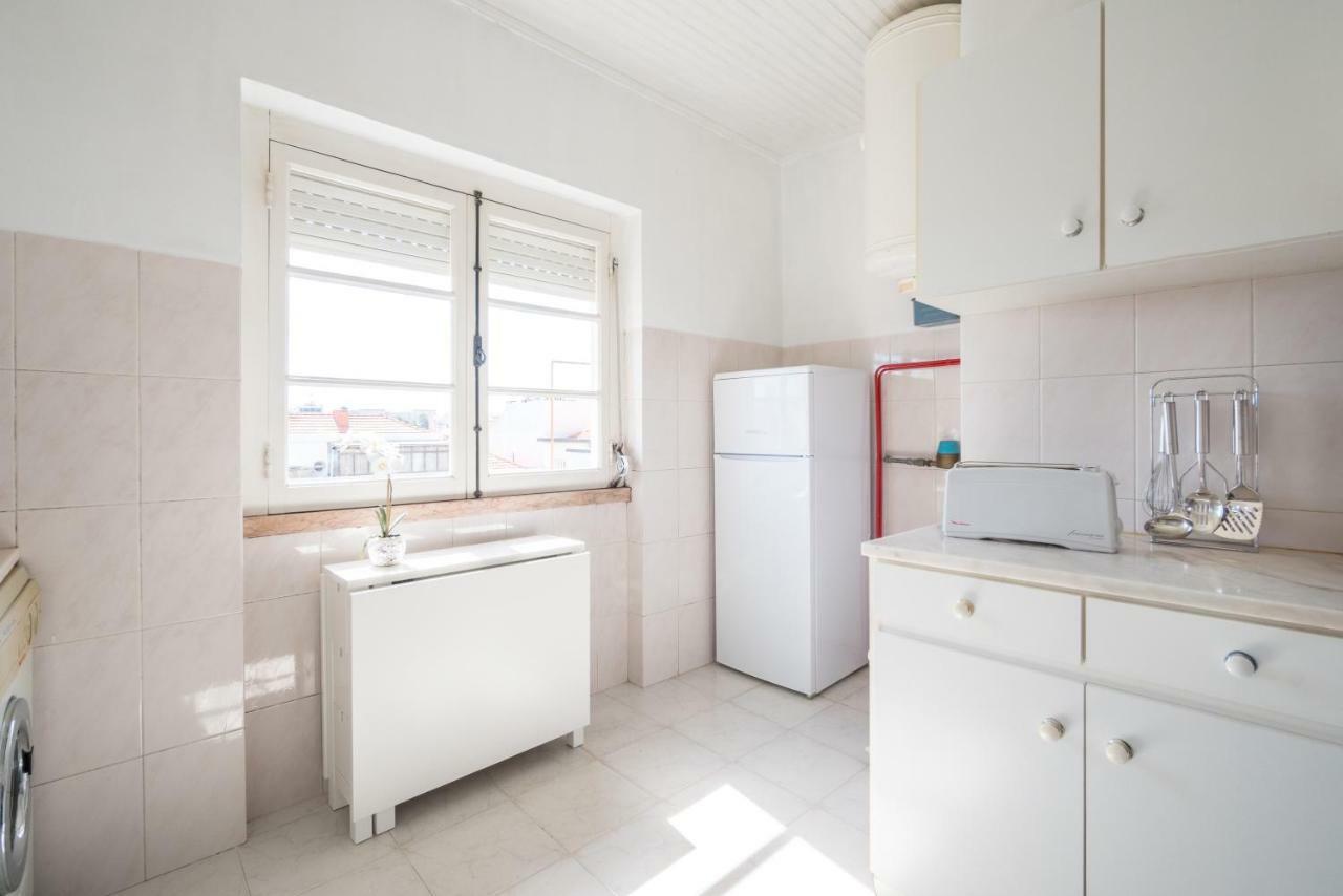 Cosy Apartment ลิสบอน ภายนอก รูปภาพ